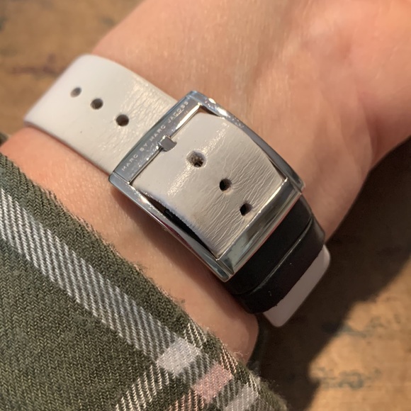 EC Marc Jacobs Watch - Picture 3 of 14